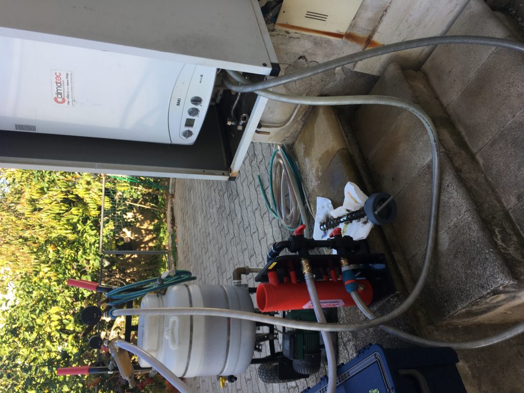Lavaggio imapianto termico con Sentinel Jetflush